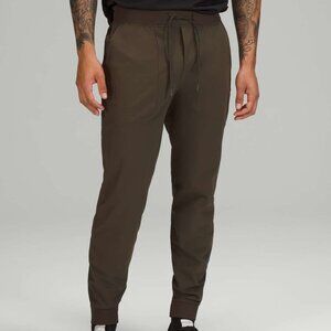LULULEMON ABC JOGGER MENS LARGE  OLIVE PERFECT CONDITION